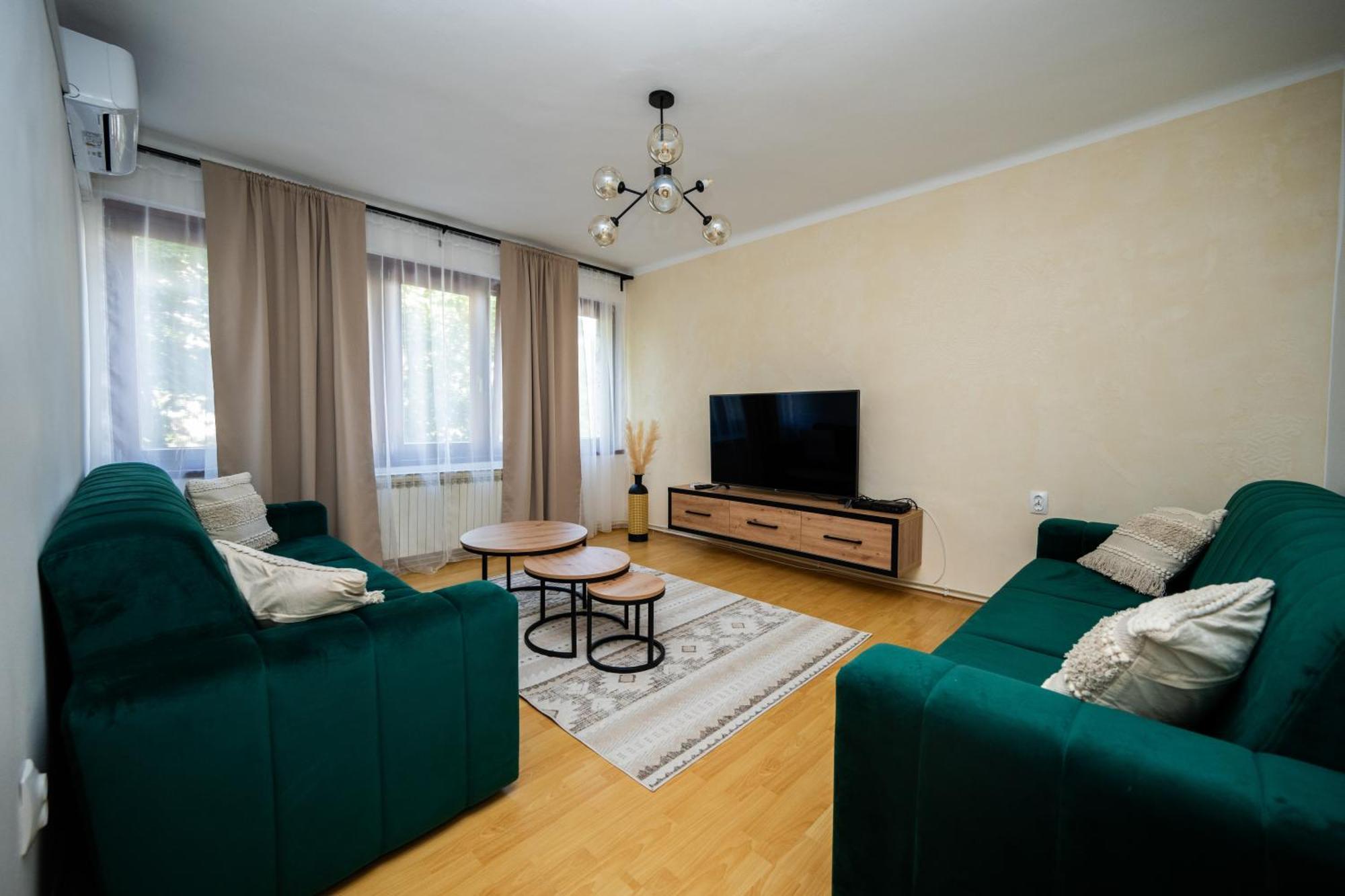 Cozy One-Bedroom Apartment Near City Center SJJ Extérieur photo