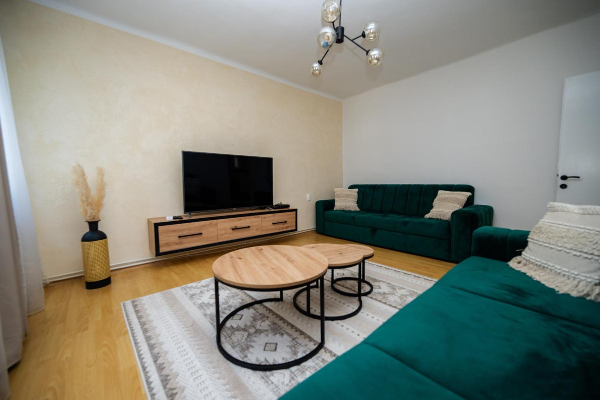 Cozy One-Bedroom Apartment Near City Center SJJ Extérieur photo